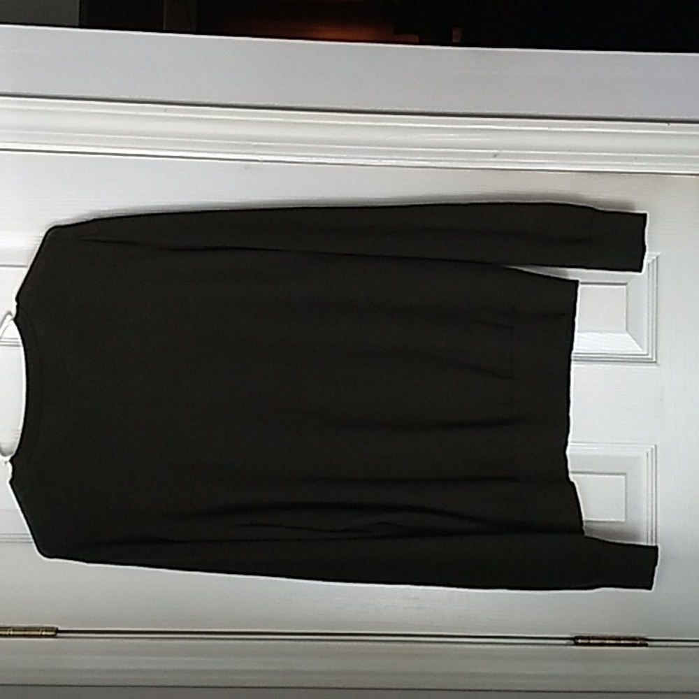 Olive pullover NWOT - Picture 2 of 7